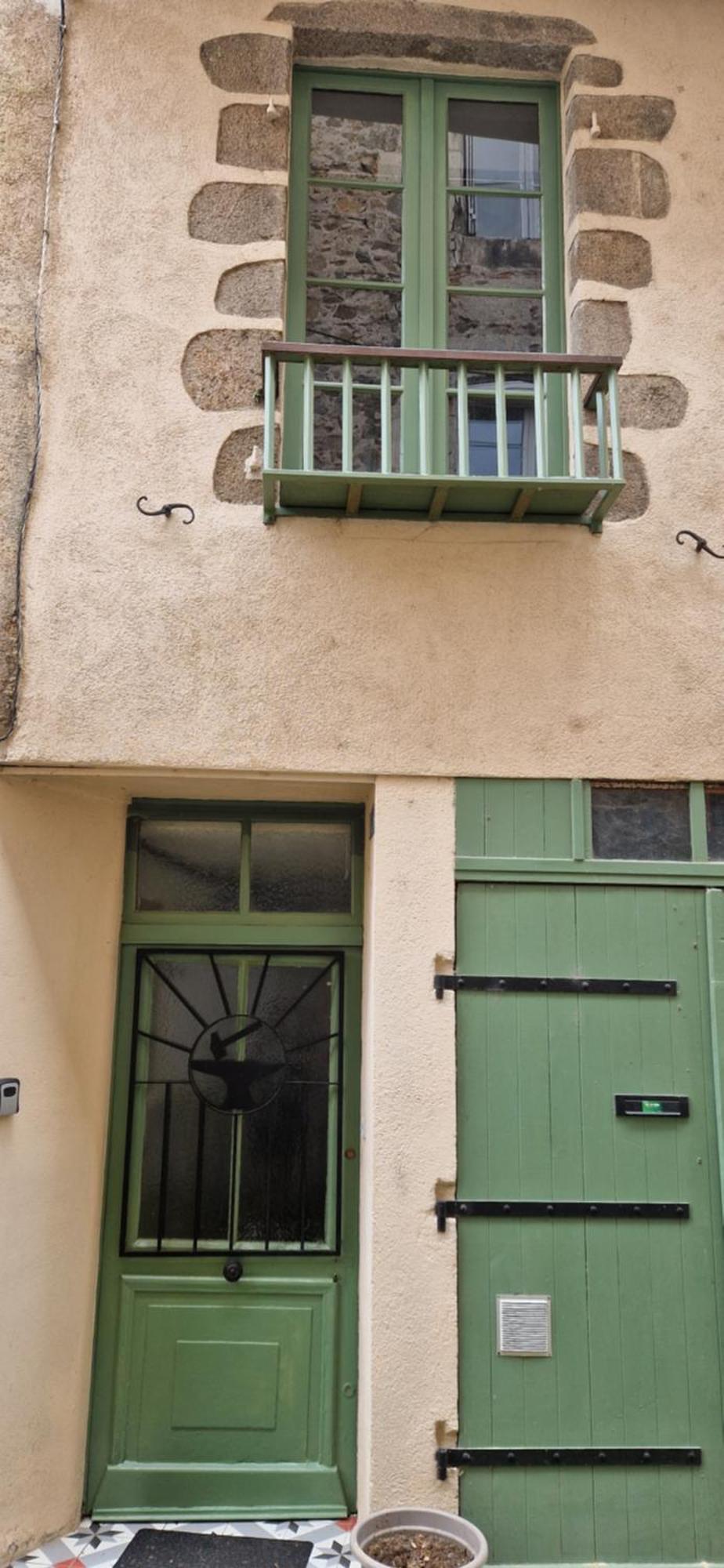 L'Ancienne Forge - A Stylish Medieval Holiday Home Confolens Exterior foto